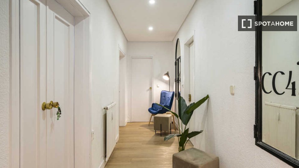 Double room Madrid, 16 beds — photo 57