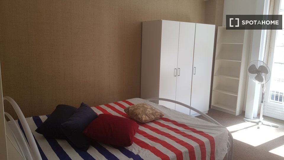 Double room Turin, 4 beds — photo 19