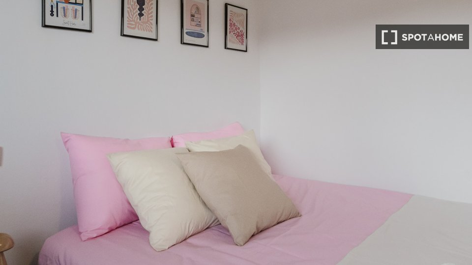 Double room Barcelona, 8 beds, 220m² — photo 54