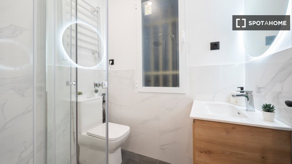 Apartment Madrid, 2 beds, 47m² — photo 14