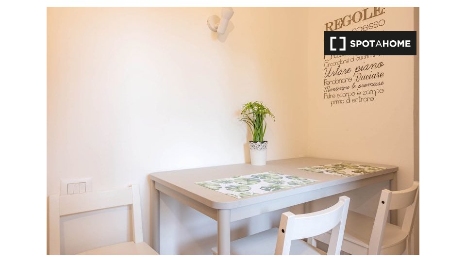Double room Milan, 3 beds, 70m² — photo 16