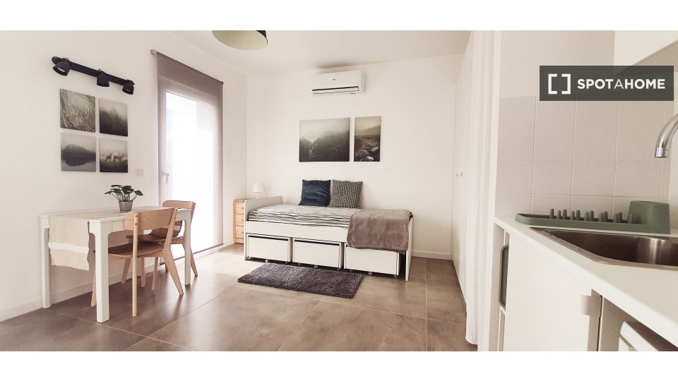 Apartment mono Lisbon, 24m² — photo 3