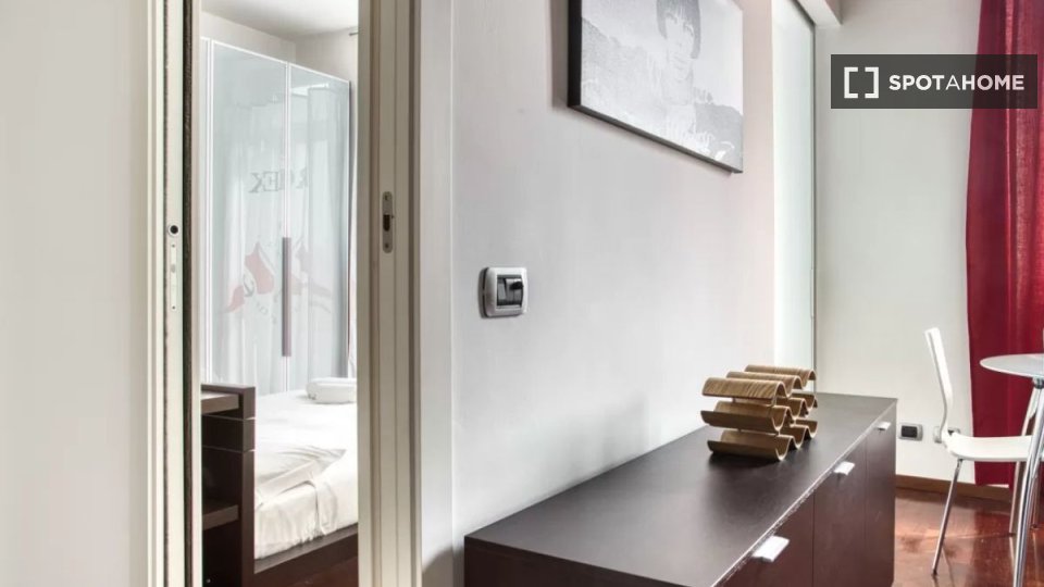 Apartment Milan, 1 bed — photo 18