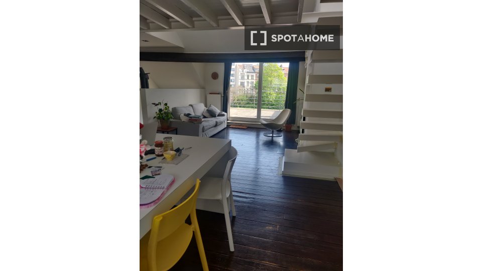 Apartment Brussels, 1 bed, 60m² — photo 1