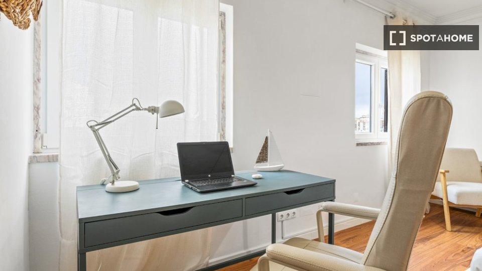 Double room Lisbon, 9 beds — photo 2