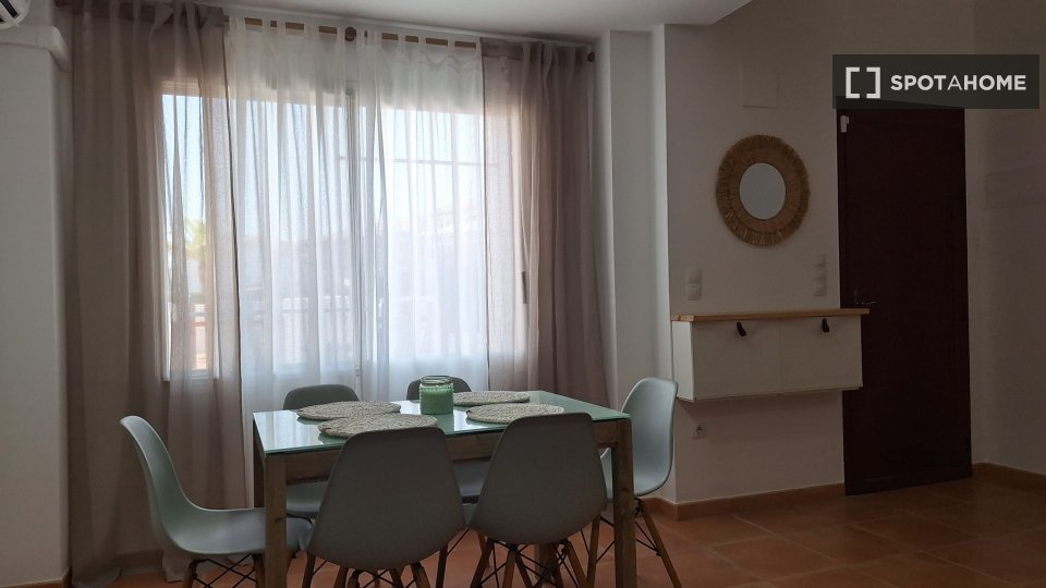 Apartment Valencia, 2 beds, 115m² — photo 14