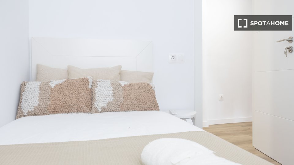 Chambre double Valence, 5 chambres, 100m² — photo 12
