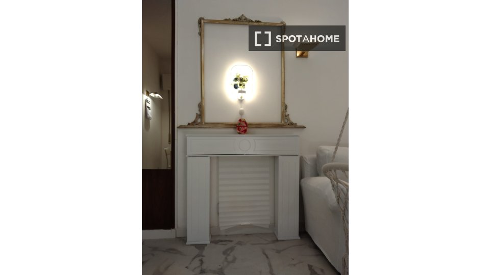 Apartment Rome, 1 bed — photo 12