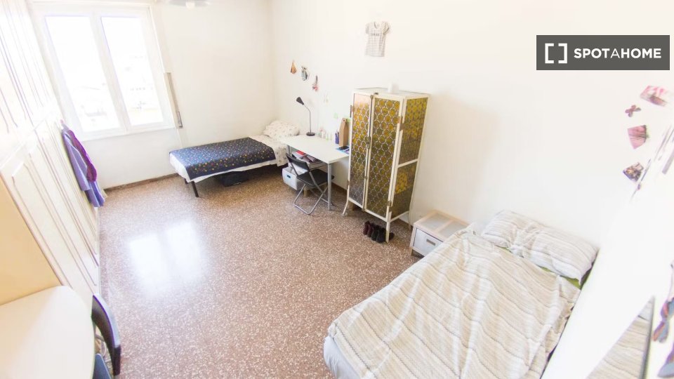 Double room Milan, 2 beds — photo 7