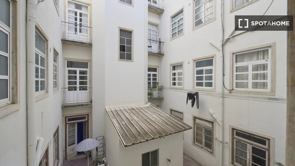 Double room Lisbon, 7 beds — photo 5