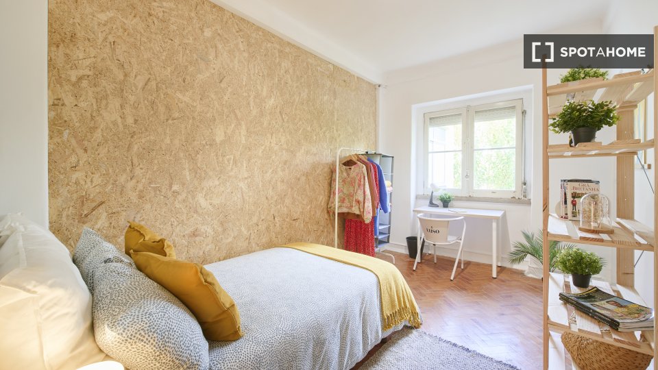 Double room Lisbon, 8 beds — photo 30