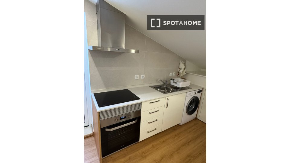 Apartment mono Lisbon, 25m² — photo 4