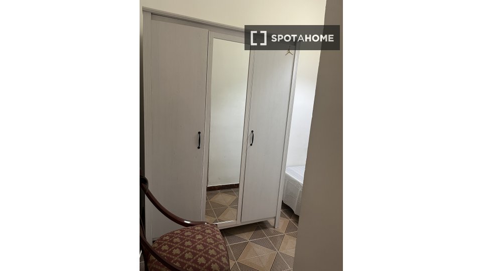 Double room Barcelona, 4 beds, 90m² — photo 6