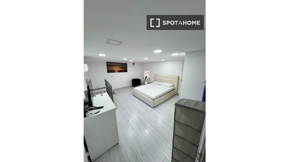 Apartment mono Naples — photo 17