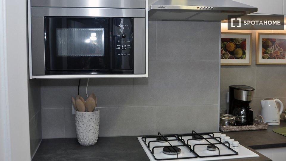 Apartment Lisbon, 2 beds, 90m² — photo 5
