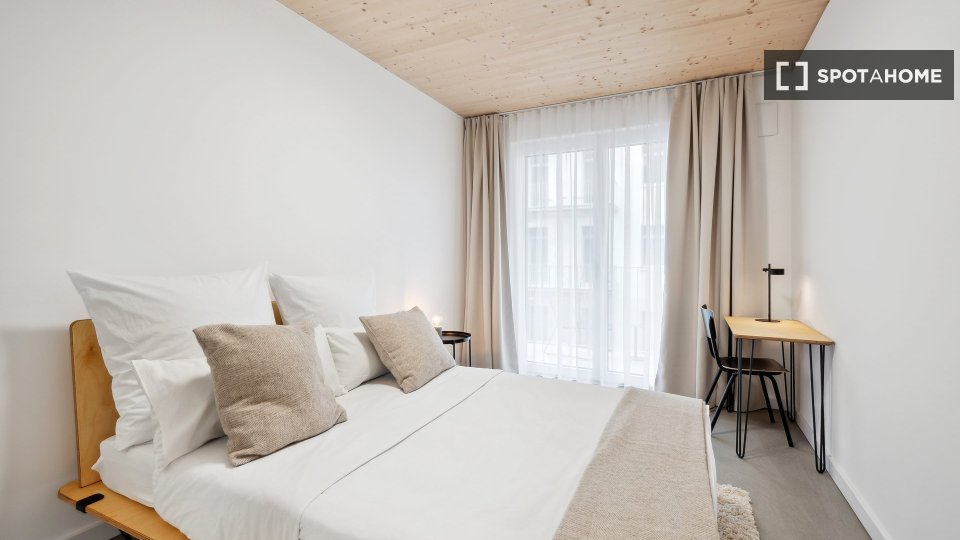Double room Berlin, 3 beds, 69m² — photo 20