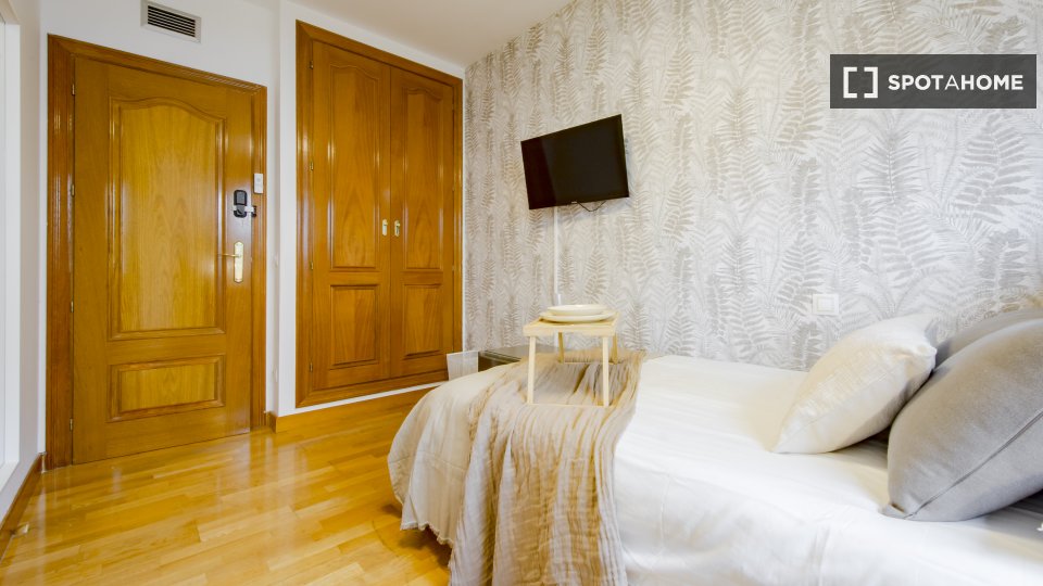 Camera doppia Madrid, 5 camere — foto 2