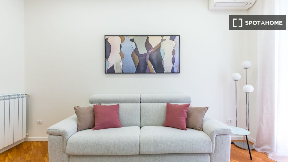 Apartment Naples, 1 bed, 71m² — photo 6