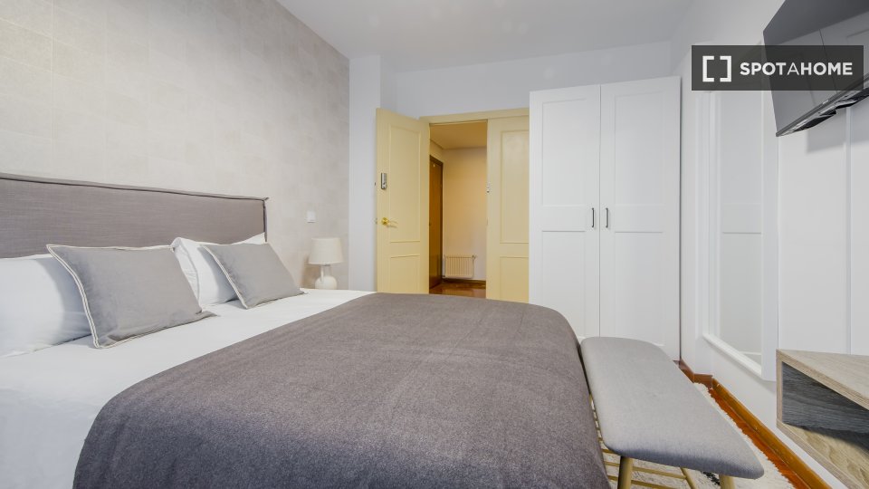 Double room Madrid, 7 beds — photo 9