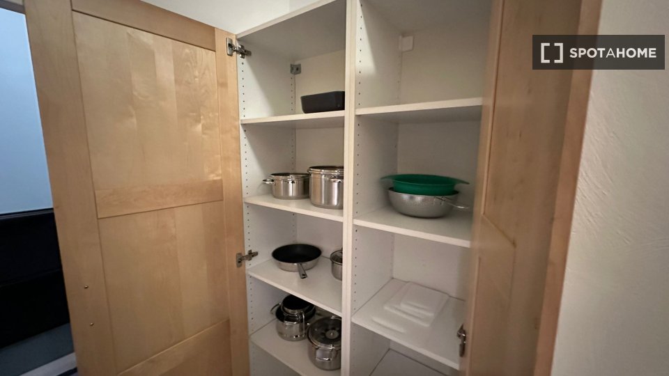 Double room Frankfurt, 3 beds, 22m² — photo 10