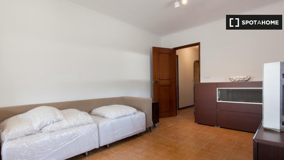 Double room Porto, 3 beds — photo 7