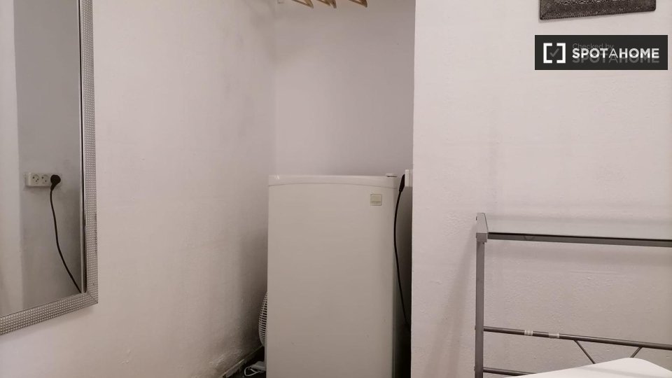 Habitación doble Barcelona, 8 habitaciones — foto 3
