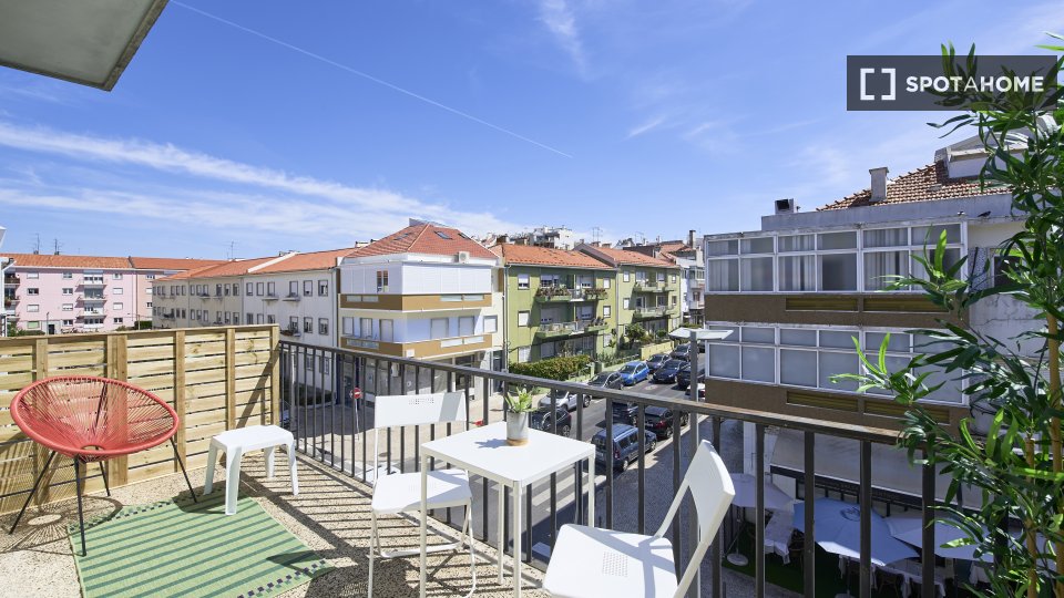 Double room Lisbon, 10 beds — photo 1