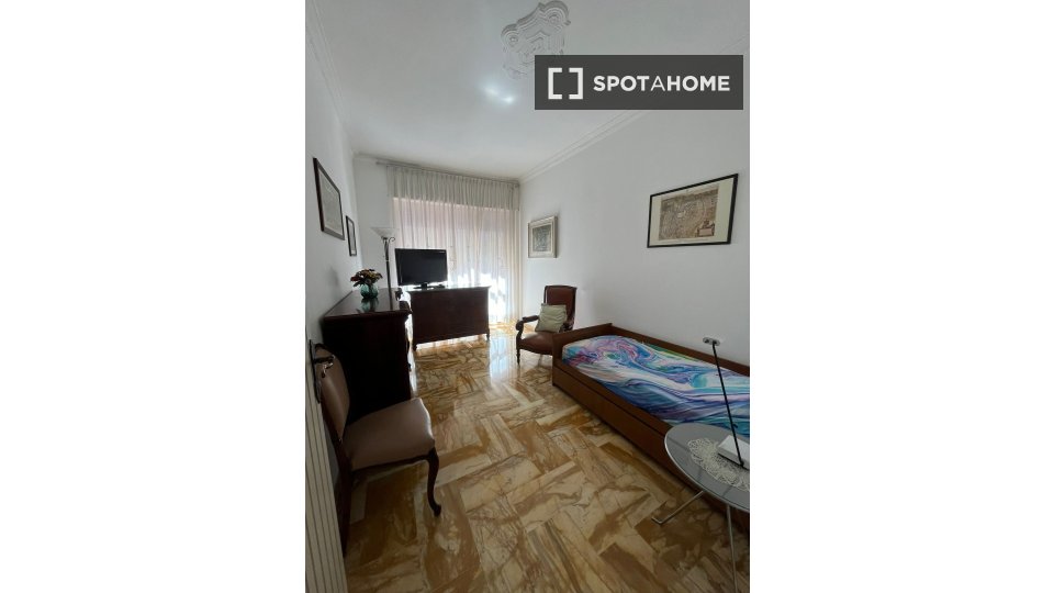 Double room Turin, 1 bed, 120m² — photo 8
