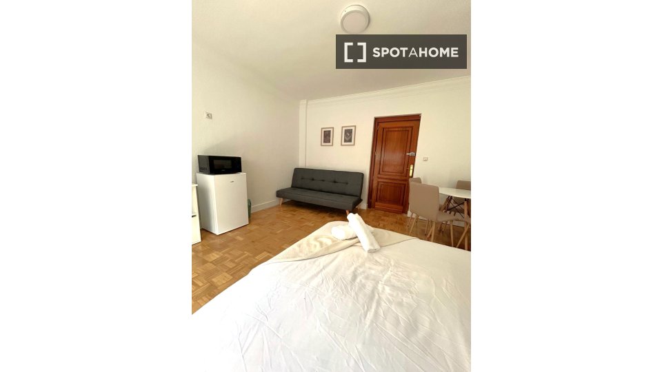 Chambre double Madrid, 8 chambres, 170m² — photo 2