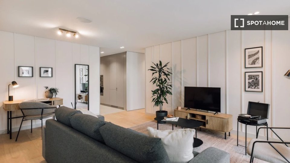 Apartment Lisbon, 2 beds — photo 8