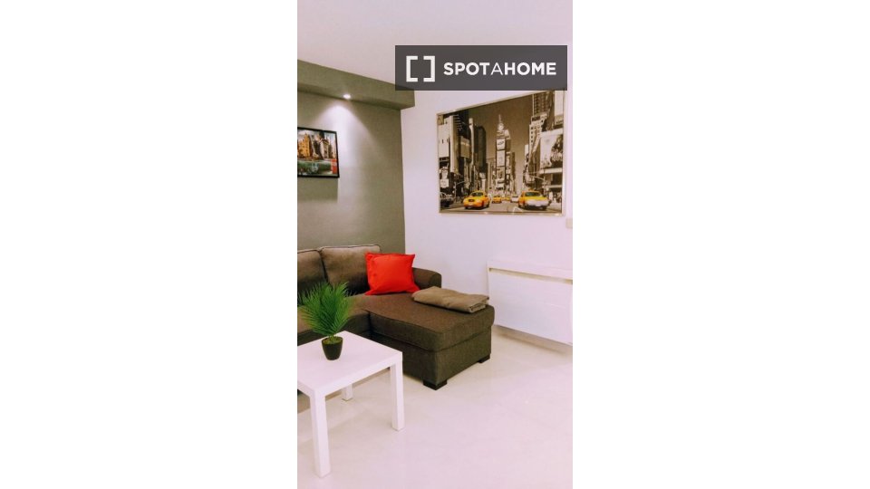 Apartment mono Madrid, 95m² — photo 1