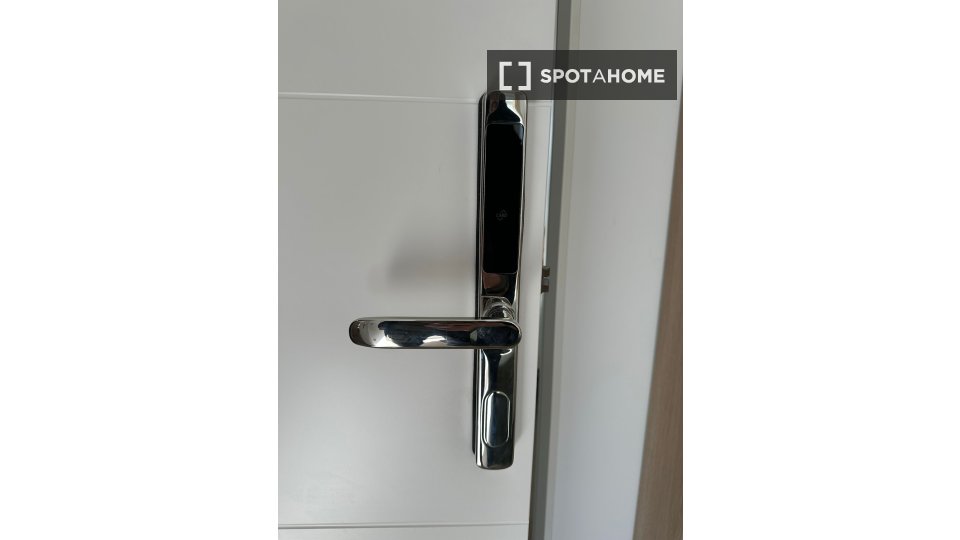 Double room Lisbon, 6 beds, 160m² — photo 15