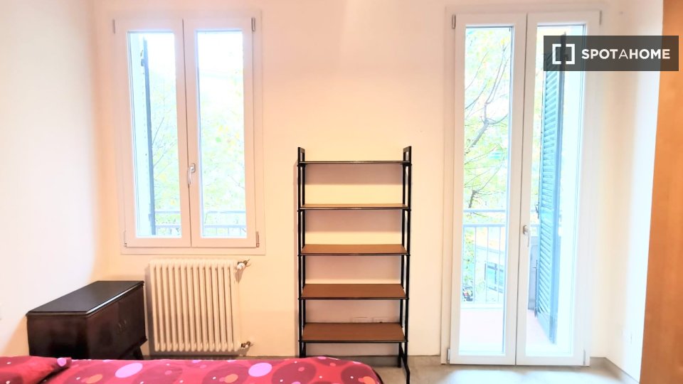 Double room Bologna, 3 beds, 94m² — photo 46