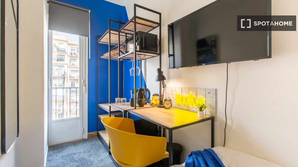 Double room Madrid, 5 beds — photo 36
