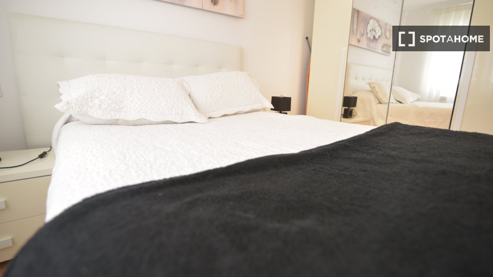 Double room Santander, 3 beds — photo 5