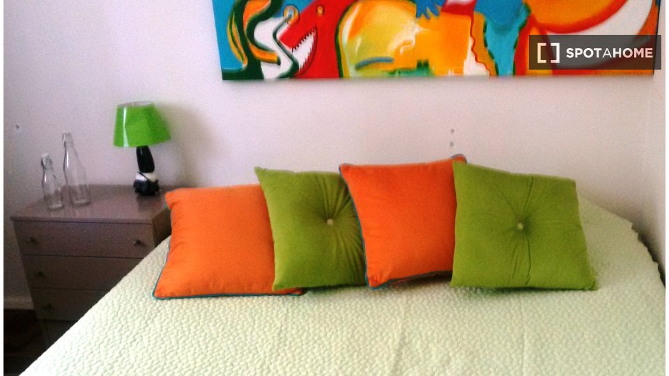 Double room Lisbon, 4 beds, 140m² — photo 12