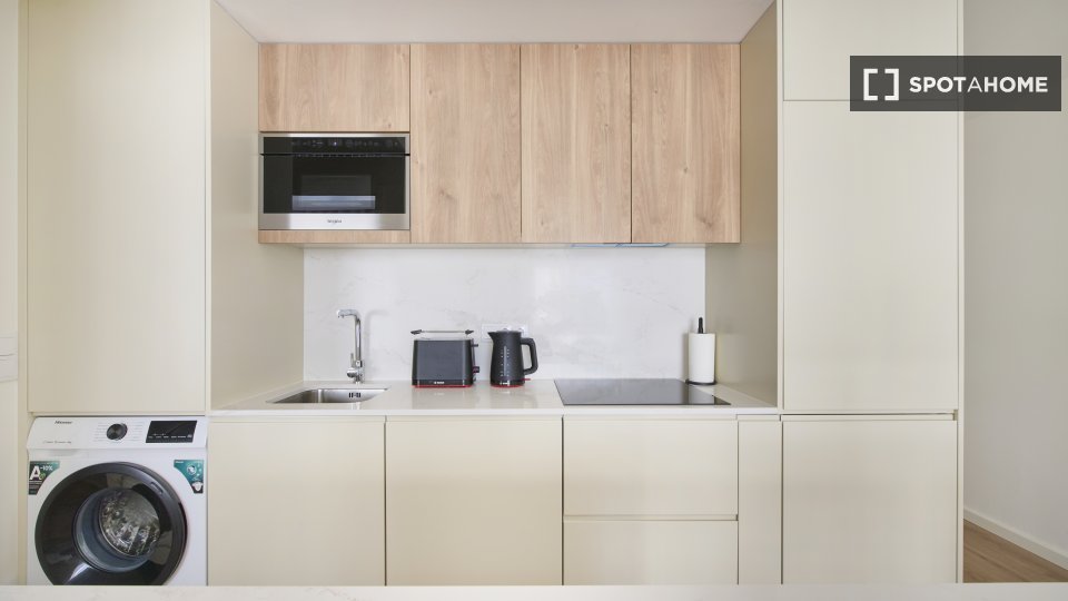 Apartment Lisbon, 1 bed — photo 6