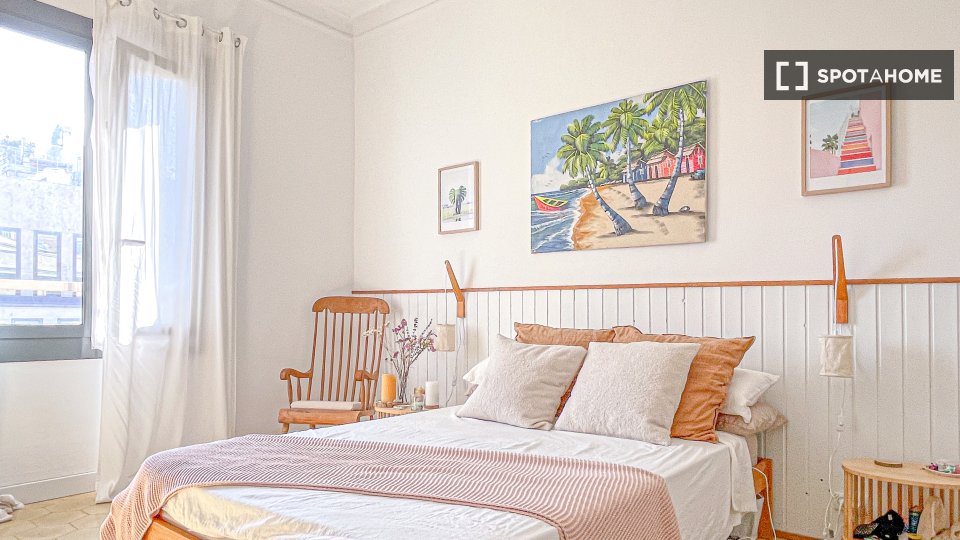Double room Barcelona, 8 beds, 250m² — photo 11
