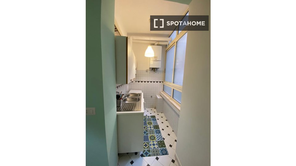 Double room Rome, 3 beds, 100m² — photo 3