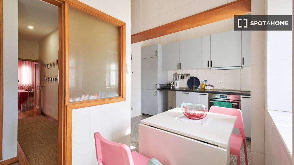 Apartment Porto, 2 beds, 80m² — photo 24
