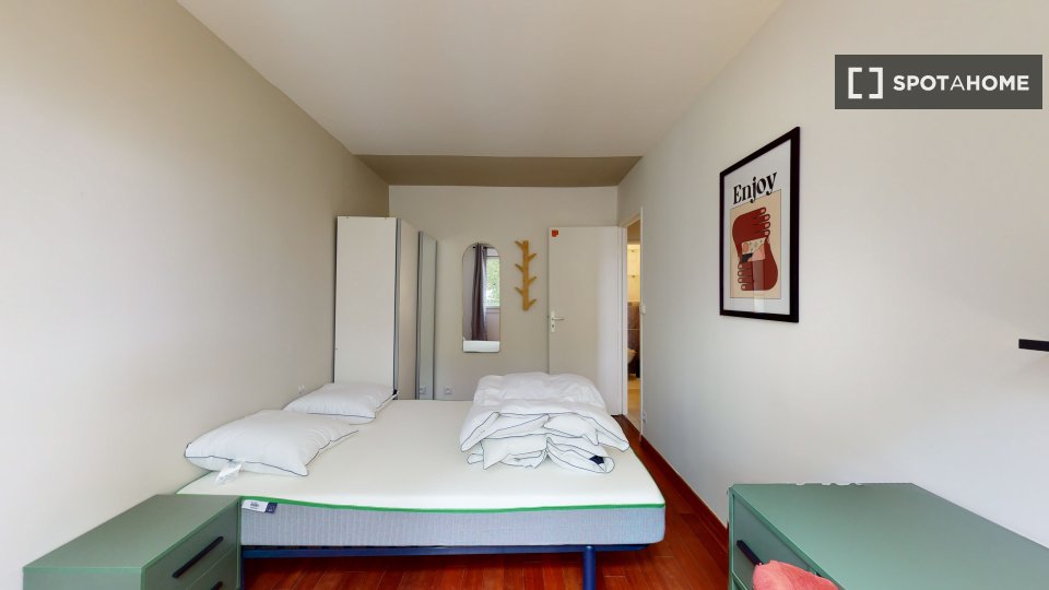 Double room Paris, 12 beds — photo 12
