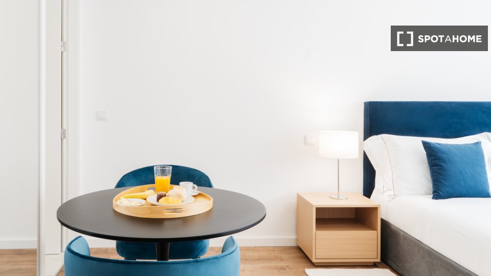 Apartment mono Porto, 35m² — photo 1