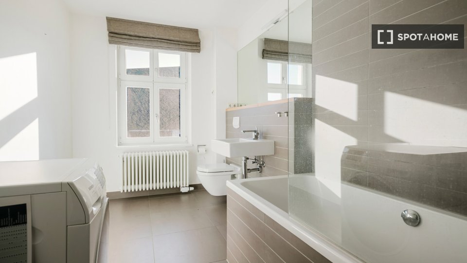Apartment Berlin, 1 bed, 67m² — photo 8