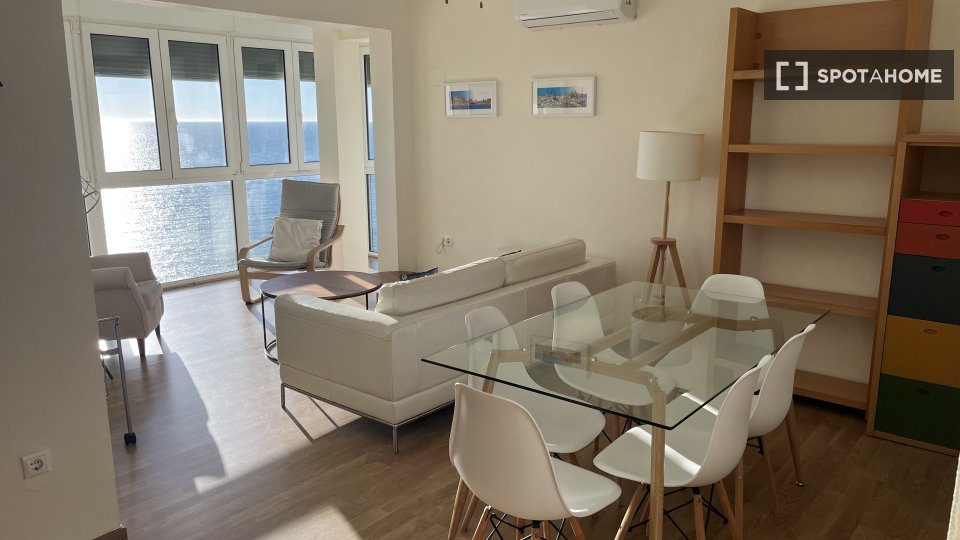 Apartment Cadiz, 3 beds, 110m² — photo 9