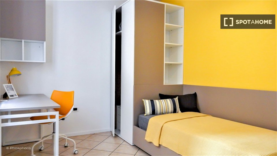 Double room Trento, 2 beds — photo 12