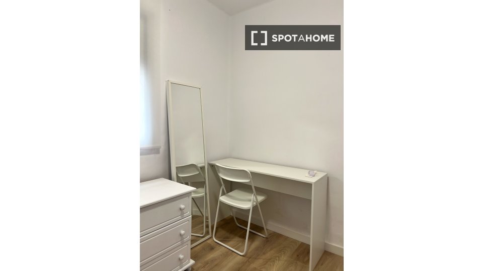 Apartment Valencia, 3 beds, 71m² — photo 10