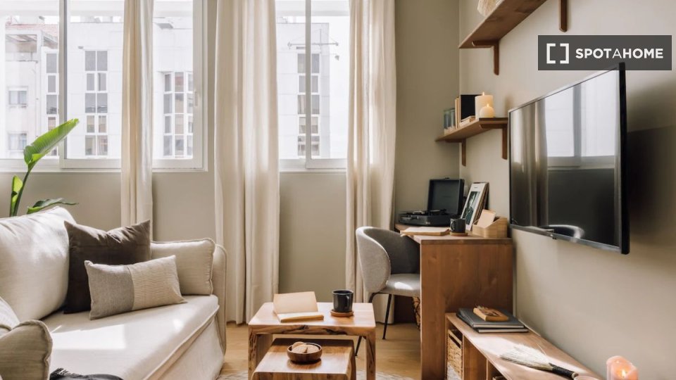 Apartment Lisbon, 1 bed — photo 6