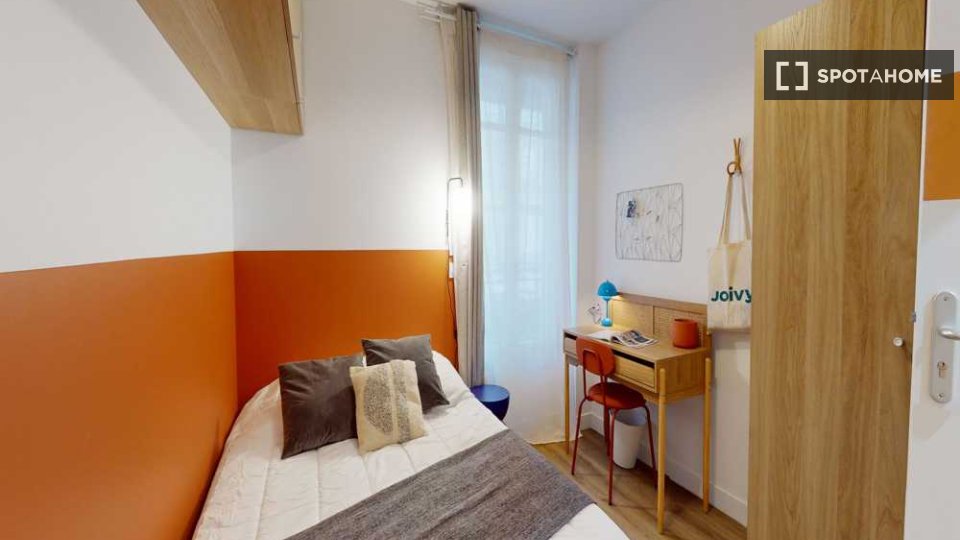 Double room Paris, 9 beds, 140m² — photo 13