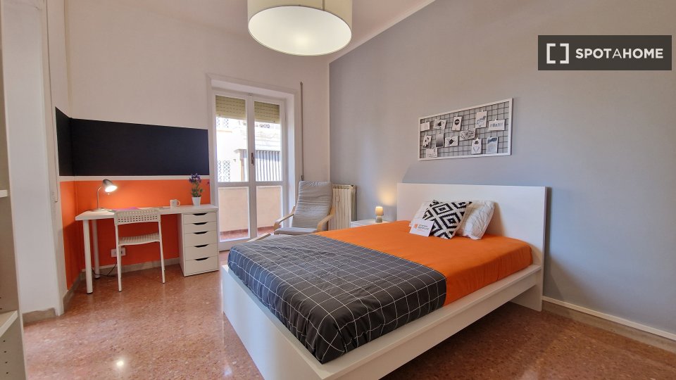 Double room Rome, 5 beds — photo 22