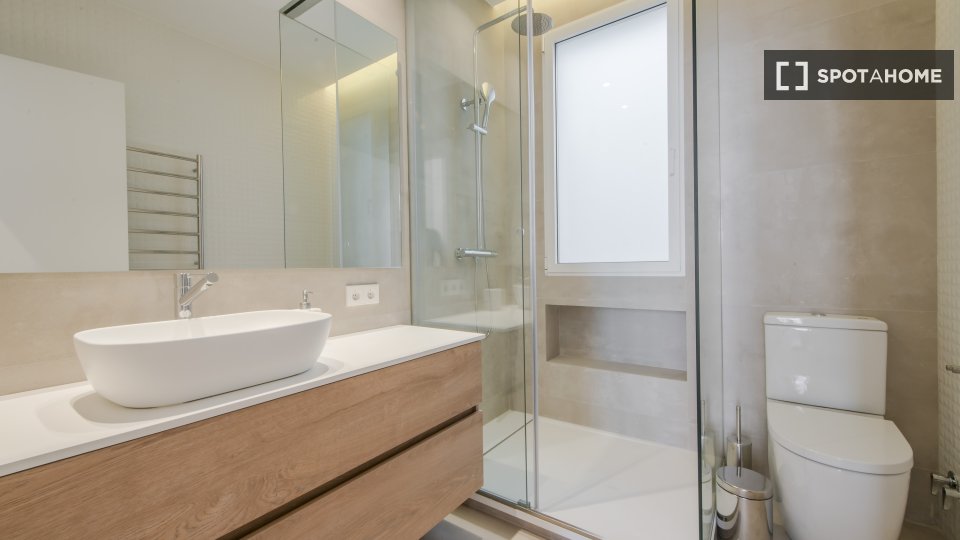 Apartment Madrid, 2 beds — photo 3